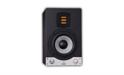 SC205 active studio loudspeaker / პროფესიონალური აქტიური მონიტორი
